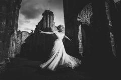 moderne-hochzeitsfotografie-hochzeitsfotograf-giessen-210827-rossi-photography-stolenmoments-289