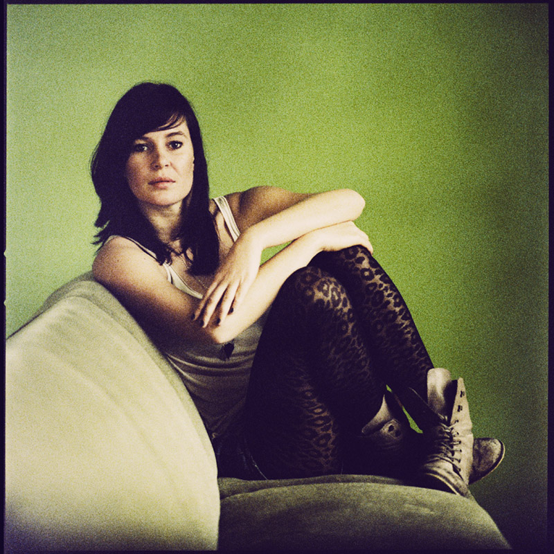 Das Grüne Sofa * Fine-Art-Portraits * Mittleformat-Fotografie * Dein Fotograf für Gießen, Wetzlar und Marburg! * Rossi Photography * stolenmoments.de