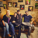 Kunst in Licher Scheunen. 2014, Ausstellung, Kunst, Rossi Photography, Christoforos Mechanezidis, Grünes Sofa, Fotograf, Portraits, Gießen, Giessen