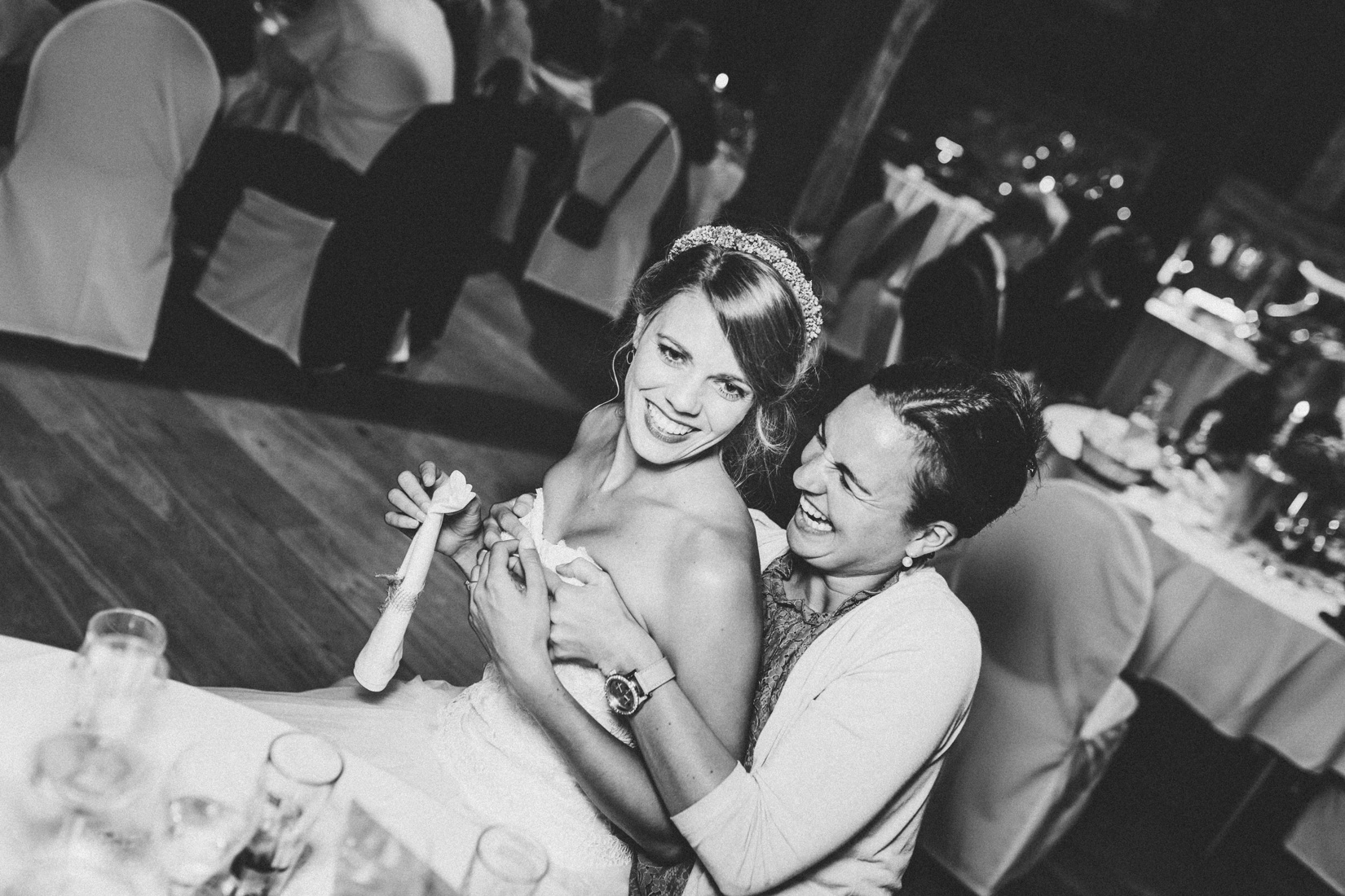 23.9.2016 * Rike & Marcel * Hochzeitsparty in der Herrenscheune Laubach * Hochzeitsfotograf Rossi Photography * Gießen, Wetzlar, Marburg, Deutschland, international