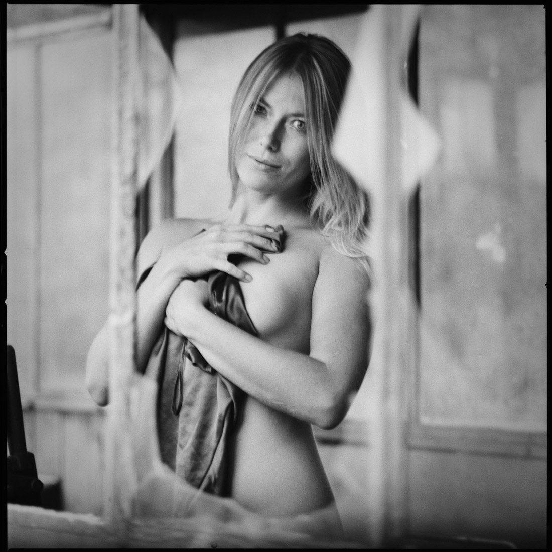 Aktfotografie Gießen, Hessen, Deutschland * Rossi Photography * Nude Photography * Sinnliche Fotografie * stolenmoments.de