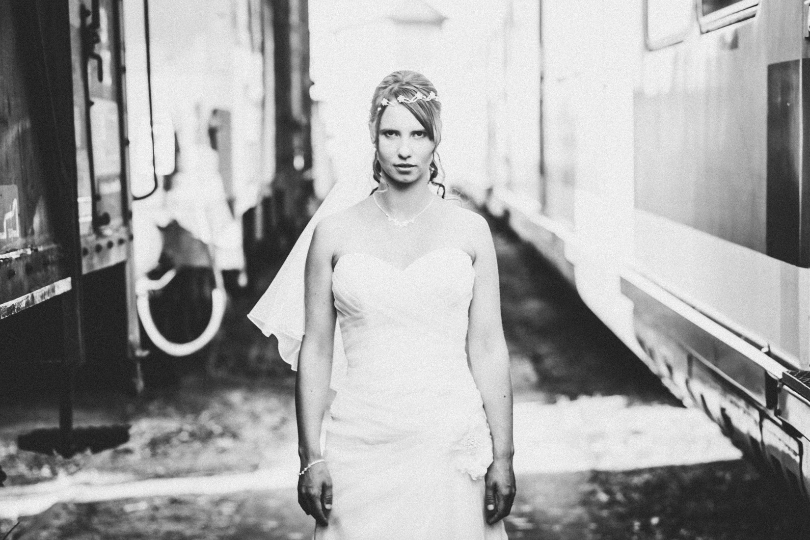 21. August 2015 * Kyra * Trash the dress! *Braut-Shooting * Hochzeitsfotograf Hessen und Deutschland * Rossi Photography