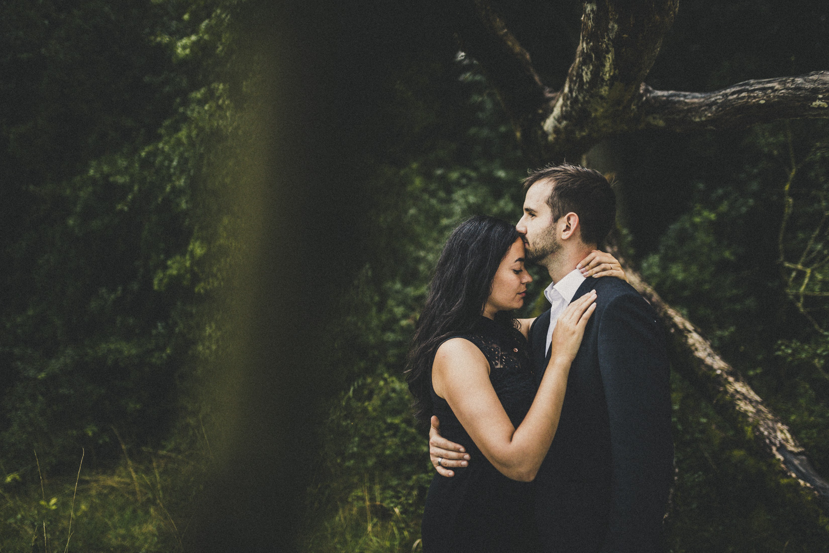 15. August 2017 * Kathleen & Julian * Paarshooting im Regen * Bergwerkswald * Paarfotograf Gießen, Frankfurt, Deutschland